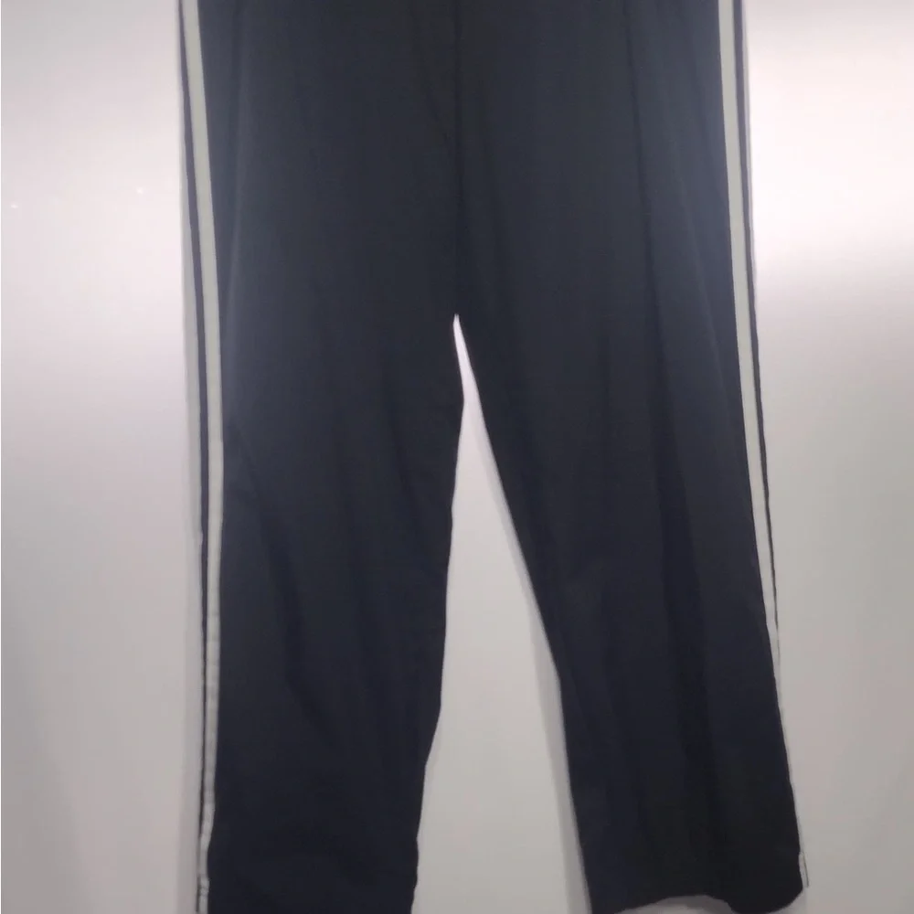 Adidas black Track Pants with White Stripes size L pre owned Exellent condition